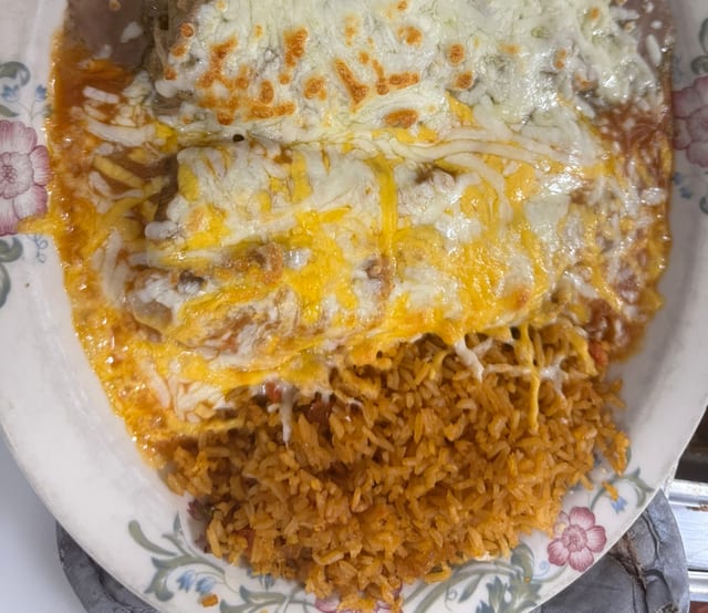 #25 Chile Relleno & Enchilada.