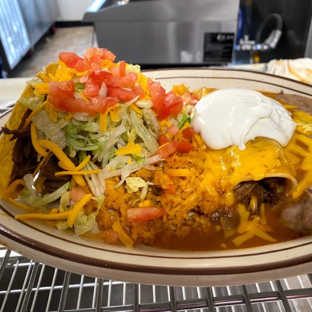 #39 Enchilada & 2 Tacos.